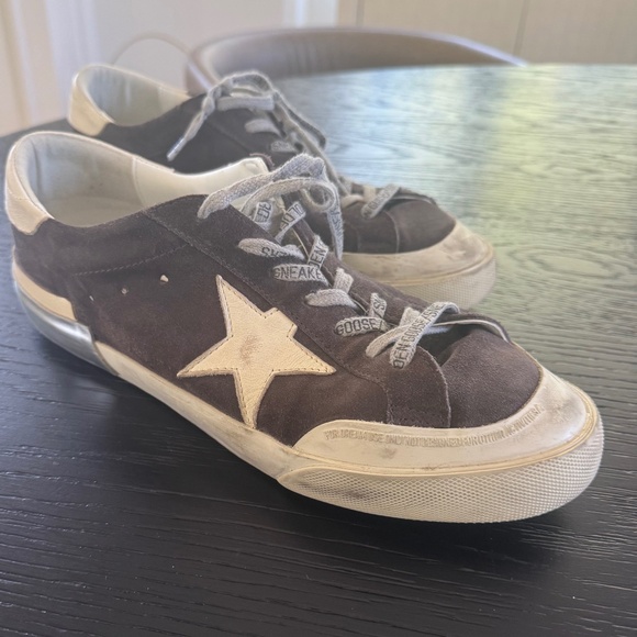 Golden Goose Super-Star Suede - Men’s Low Top Sneakers